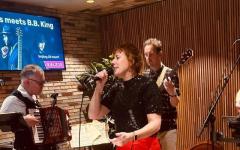 Un Deux Trois in de kerk van Woltersum